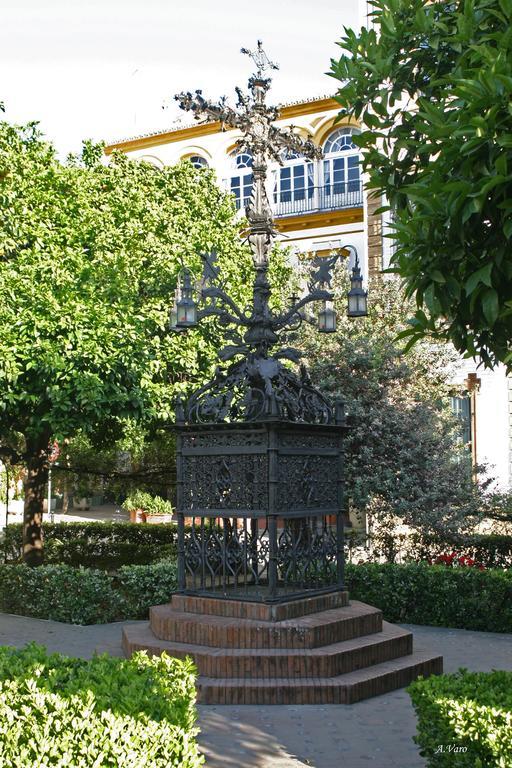 Hotel Dona Lina Sevilla Dış mekan fotoğraf