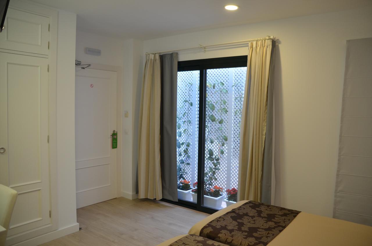 Hotel Dona Lina Sevilla Dış mekan fotoğraf